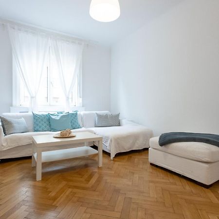 City Center Operastreet Apartment "Italy" Вена Экстерьер фото