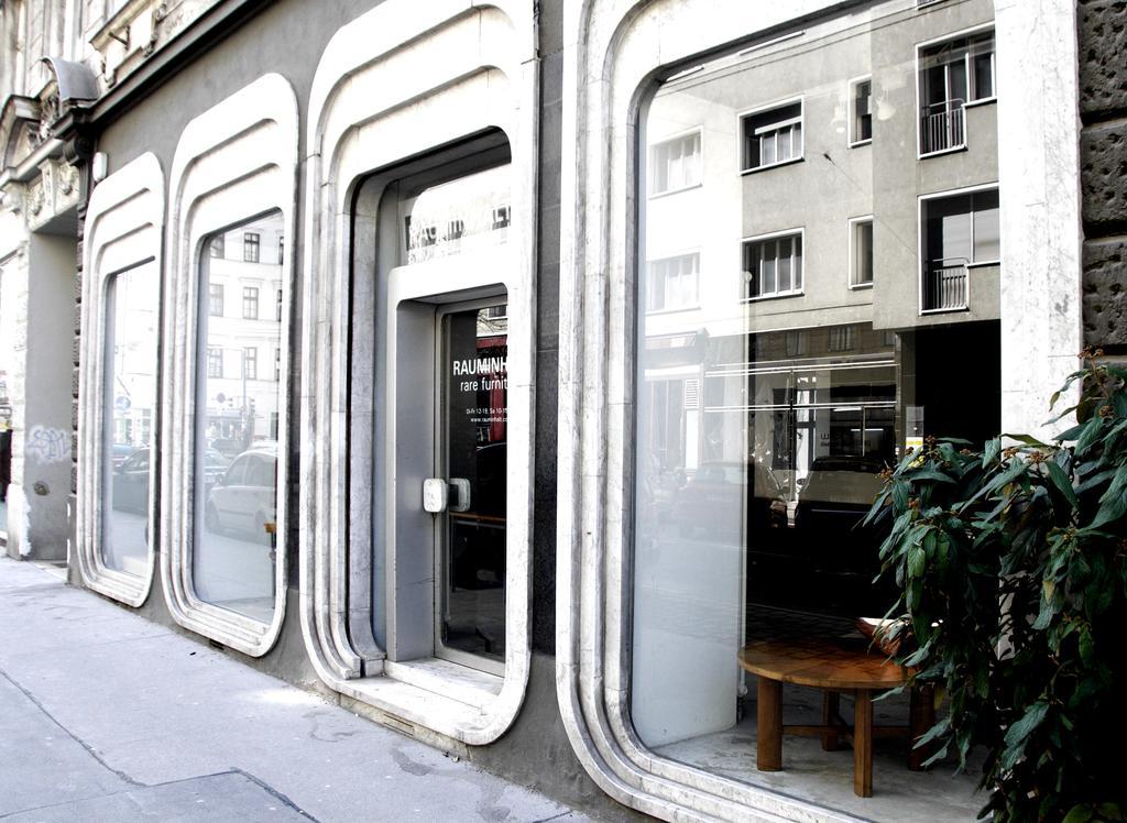 City Center Operastreet Apartment "Italy" Вена Экстерьер фото